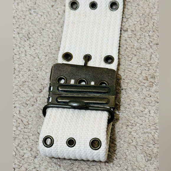 J. Crew Dress Belt Cream Canvas Metal Buckle Size Small / Medium - Picture 4 of 7